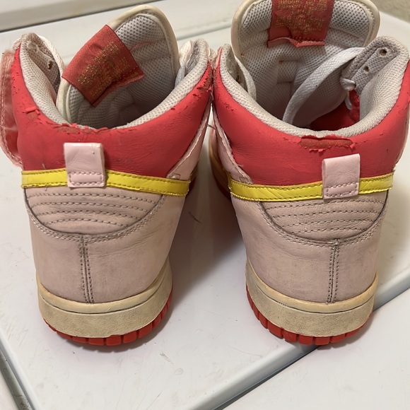 Dunks - Picture 4 of 7